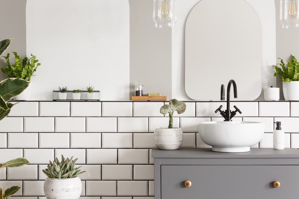 Creative Ways to Use Mosaic Tiles in Your Bathroom