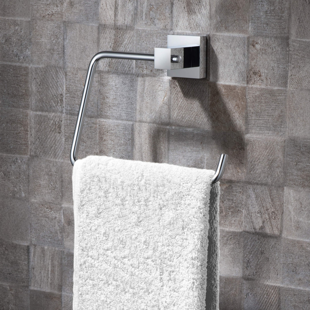 Quadra 2-Piece Bathroom Hardware Set