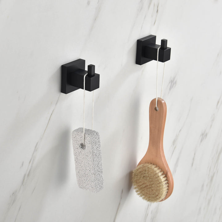 Quadra 4-Piece Bathroom Hardware Set in 2