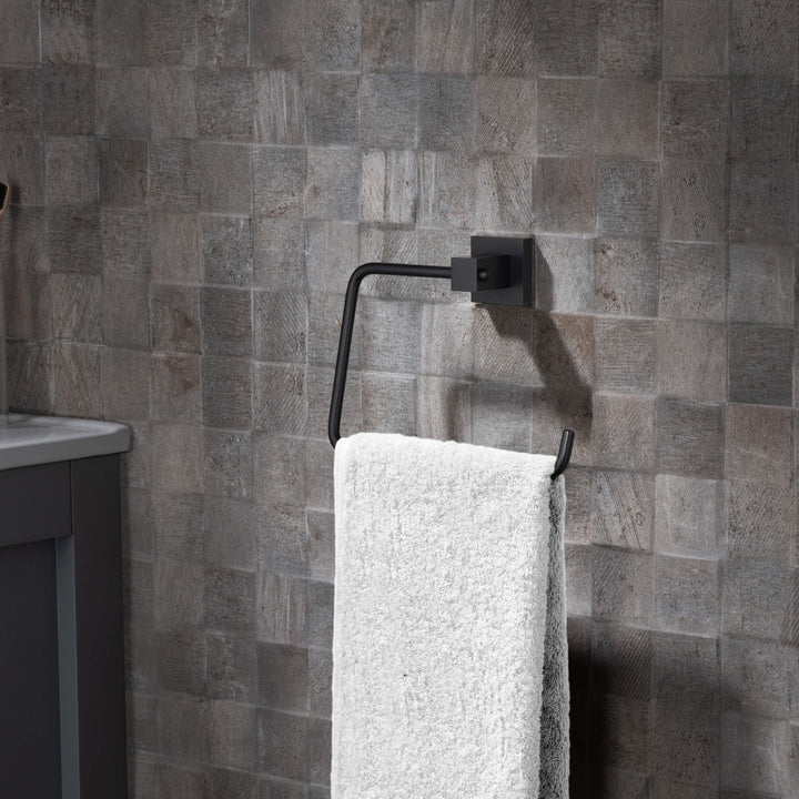 Quadra 4-Piece Bathroom Hardware Set in 1