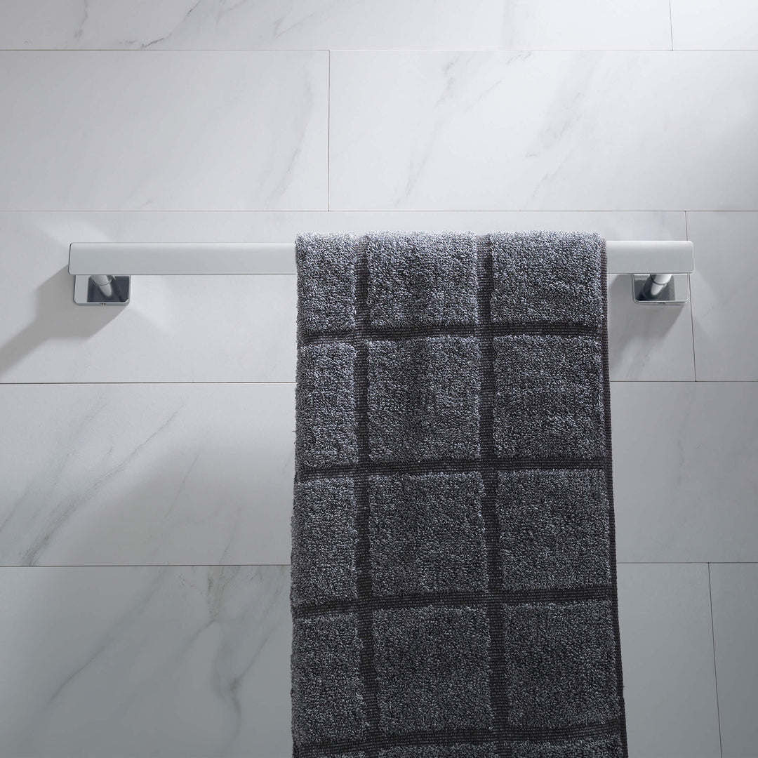 Fusion 18" Bathroom Towel Bar