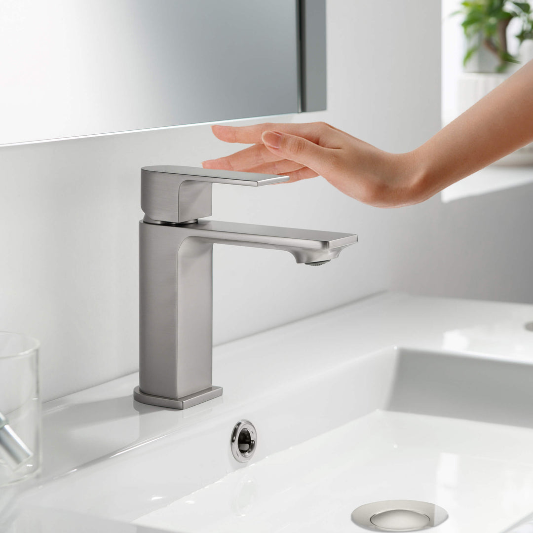 Aurora Single-Handle Single-Hole Bathroom Faucet with Pop-Up Drain