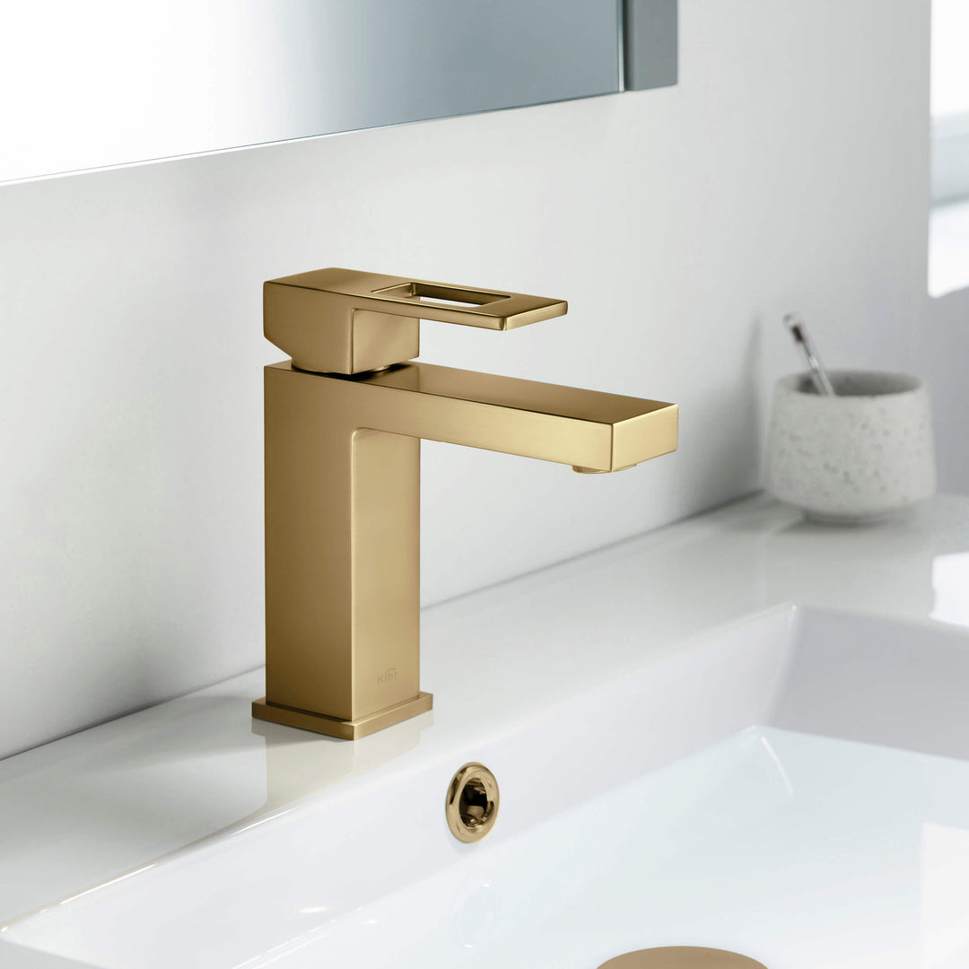 Quadra Single-Handle Single-Hole Bathroom Faucet with Pop-Up Drain