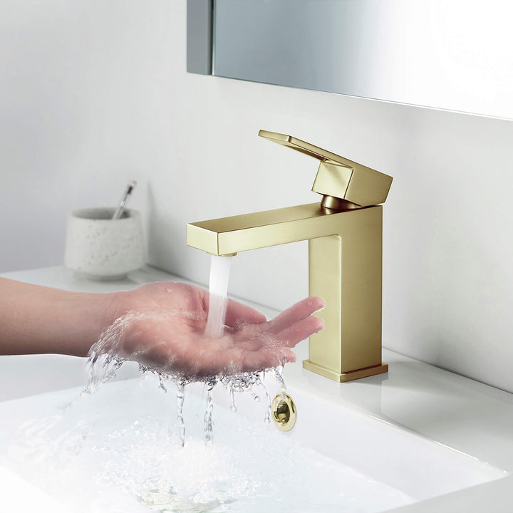 Quadra Single-Handle Single-Hole Bathroom Faucet with Pop-Up Drain