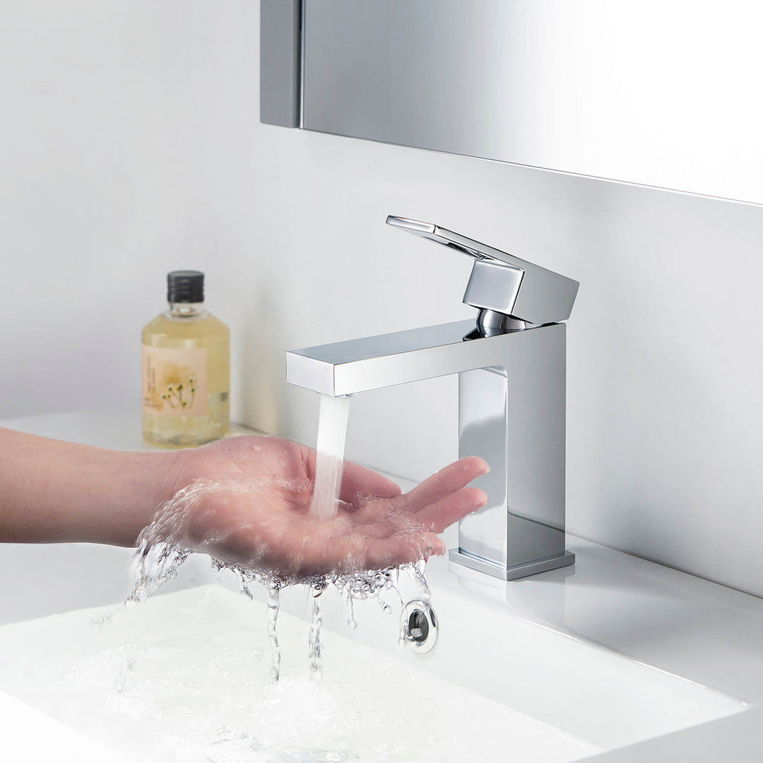 Quadra Single-Handle Single-Hole Bathroom Faucet with Pop-Up Drain