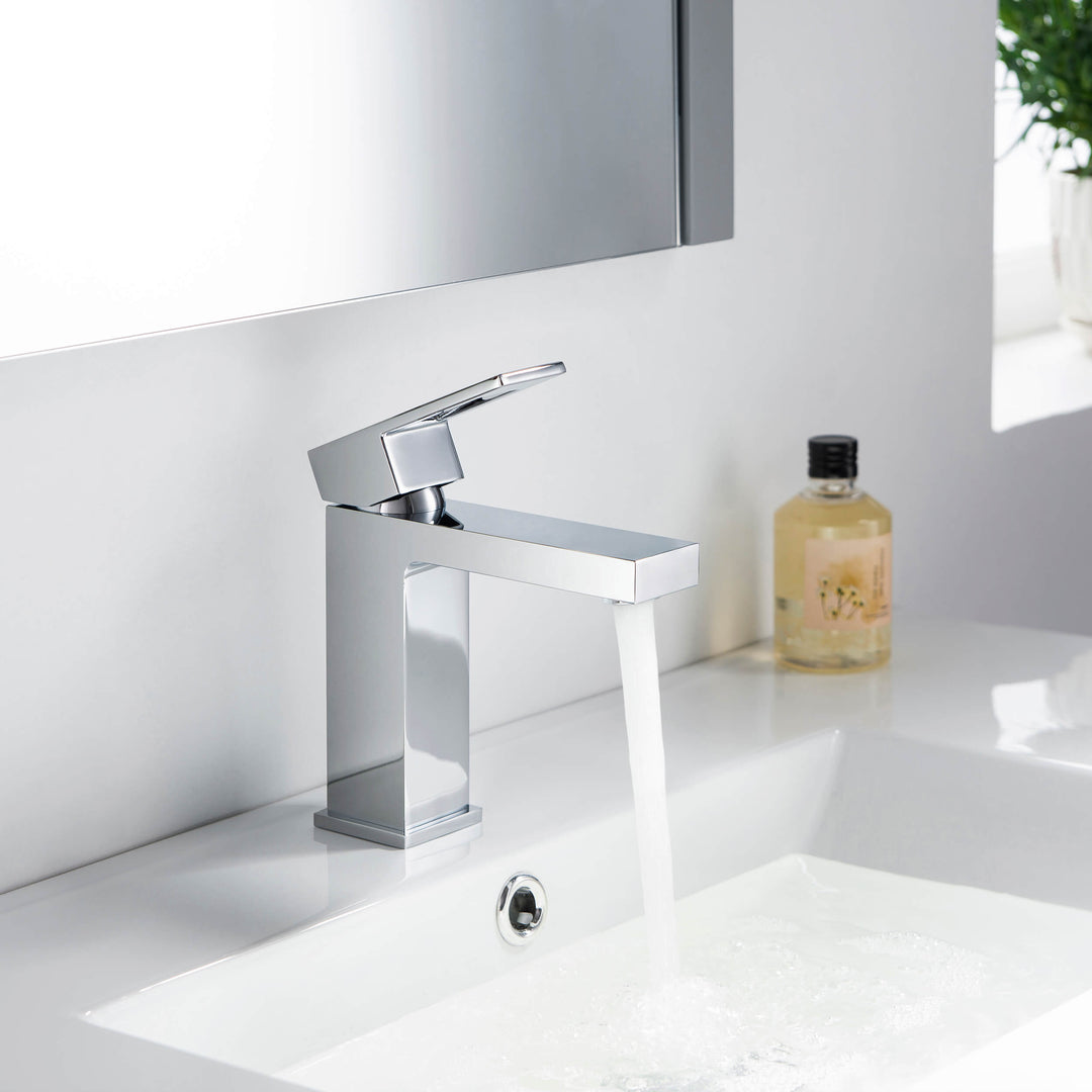 Quadra Single-Handle Single-Hole Bathroom Faucet with Pop-Up Drain