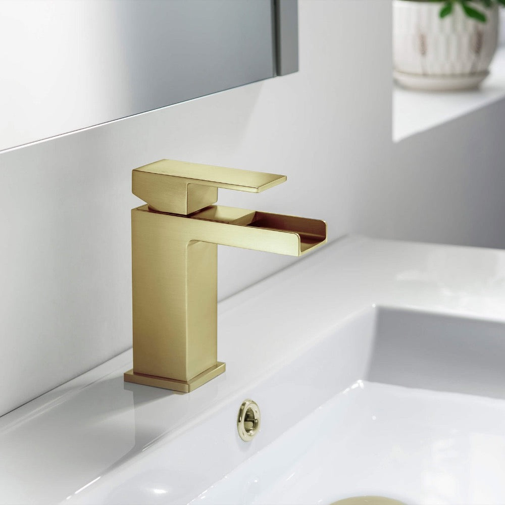 Quadra Single-Handle Waterfall Bathroom Faucet