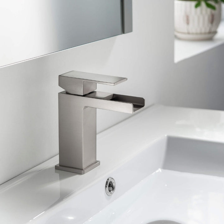 Quadra Single-Handle Waterfall Bathroom Faucet
