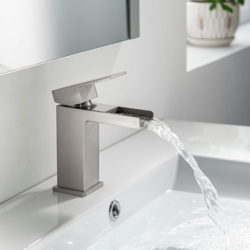 Quadra Single-Handle Waterfall Bathroom Faucet