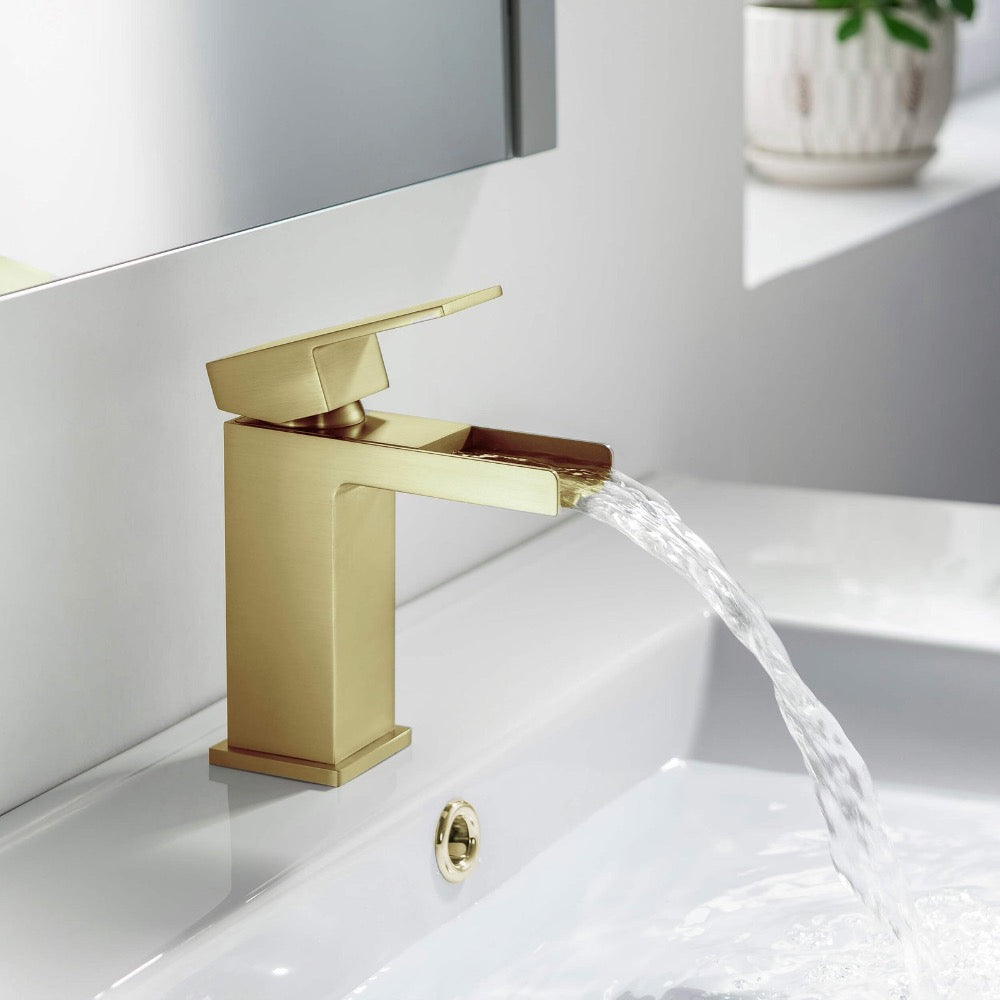 Quadra Single-Handle Waterfall Bathroom Faucet