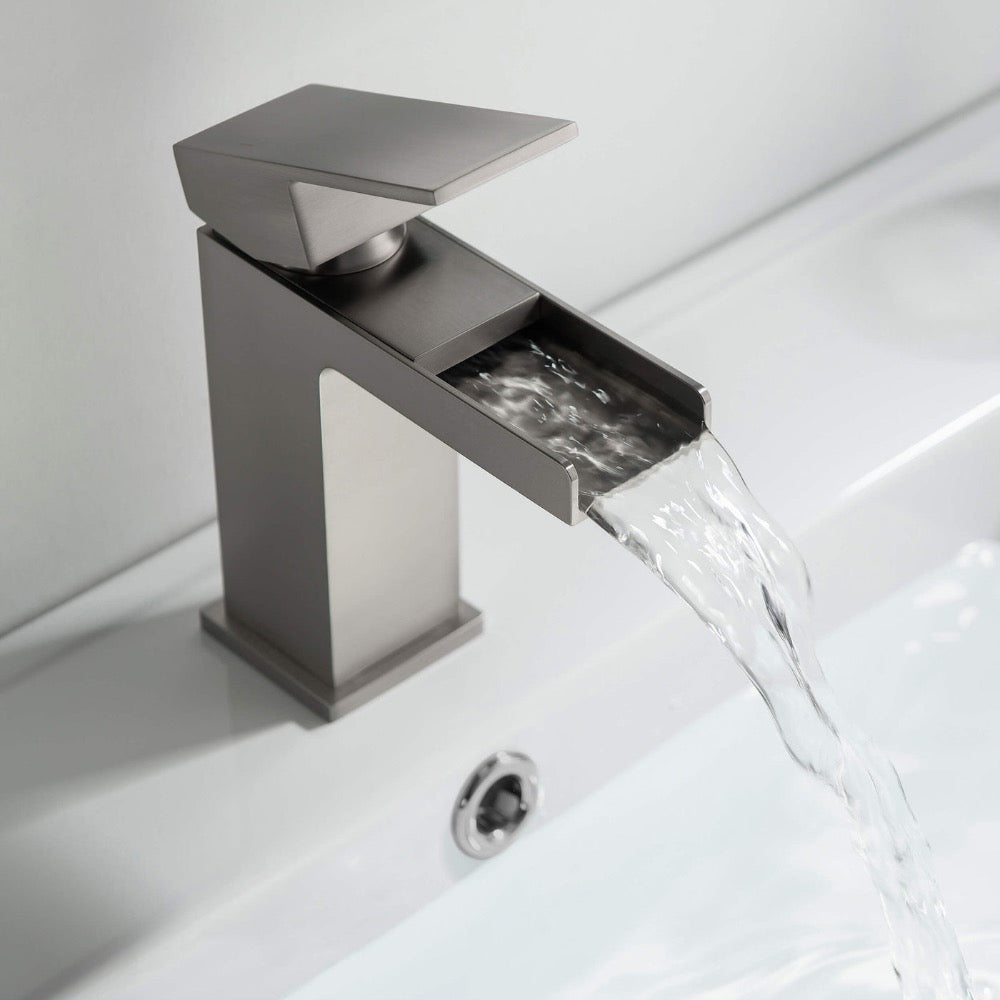 Quadra Single-Handle Waterfall Bathroom Faucet