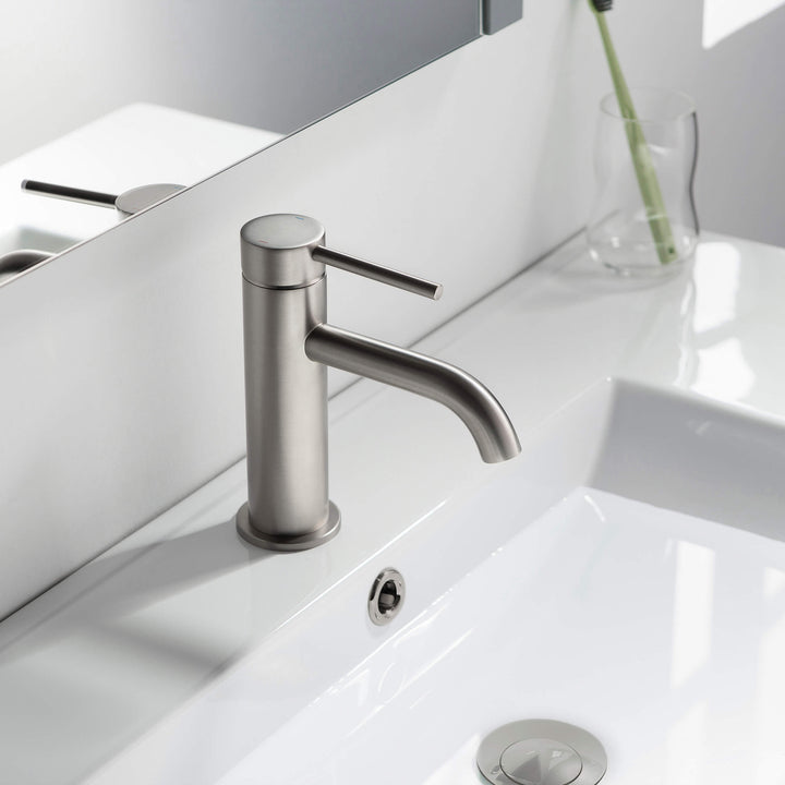 Halo Single-Handle Single-Hole Bathroom Faucet with Pop-Up Drain