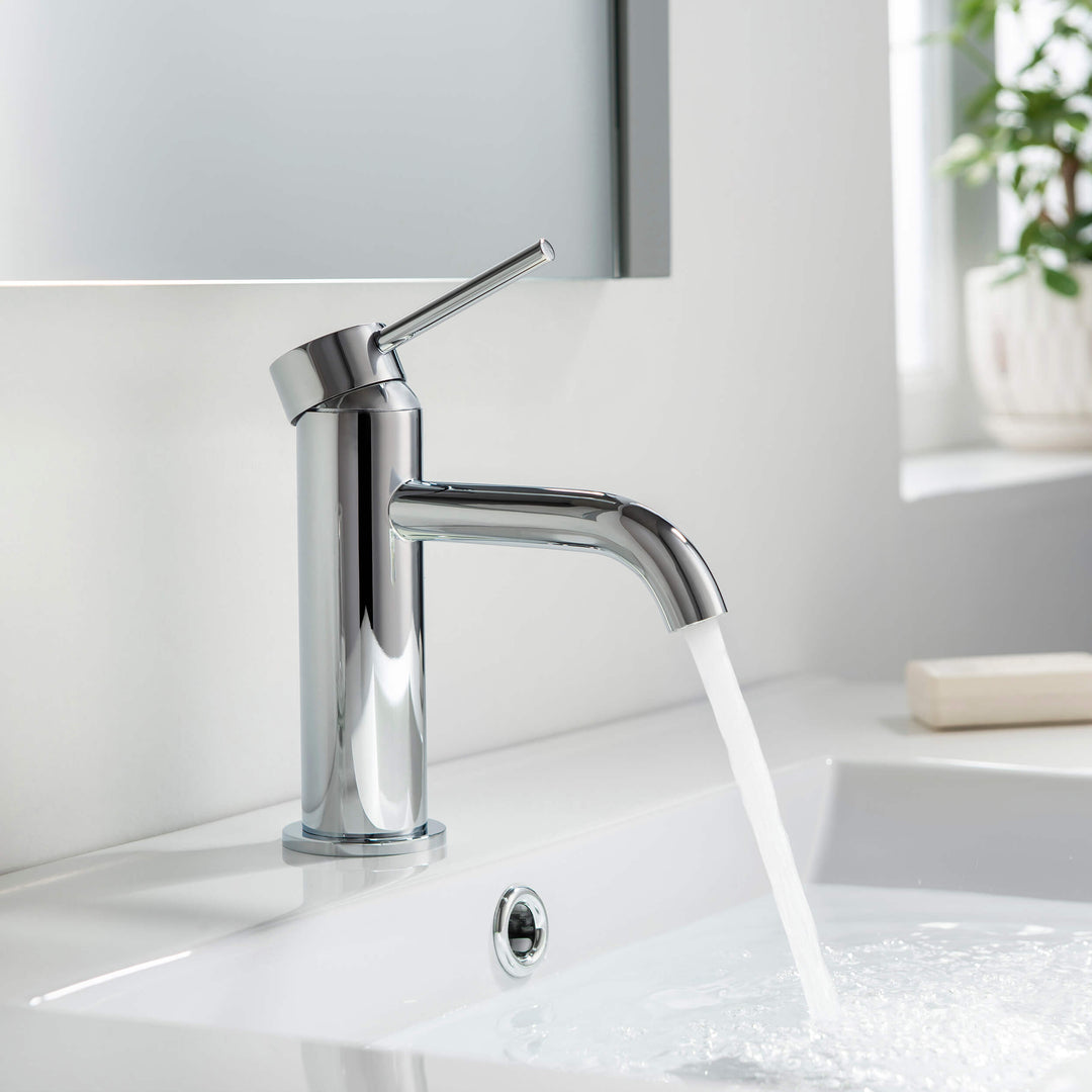 Halo Single-Handle Single-Hole Bathroom Faucet with Pop-Up Drain