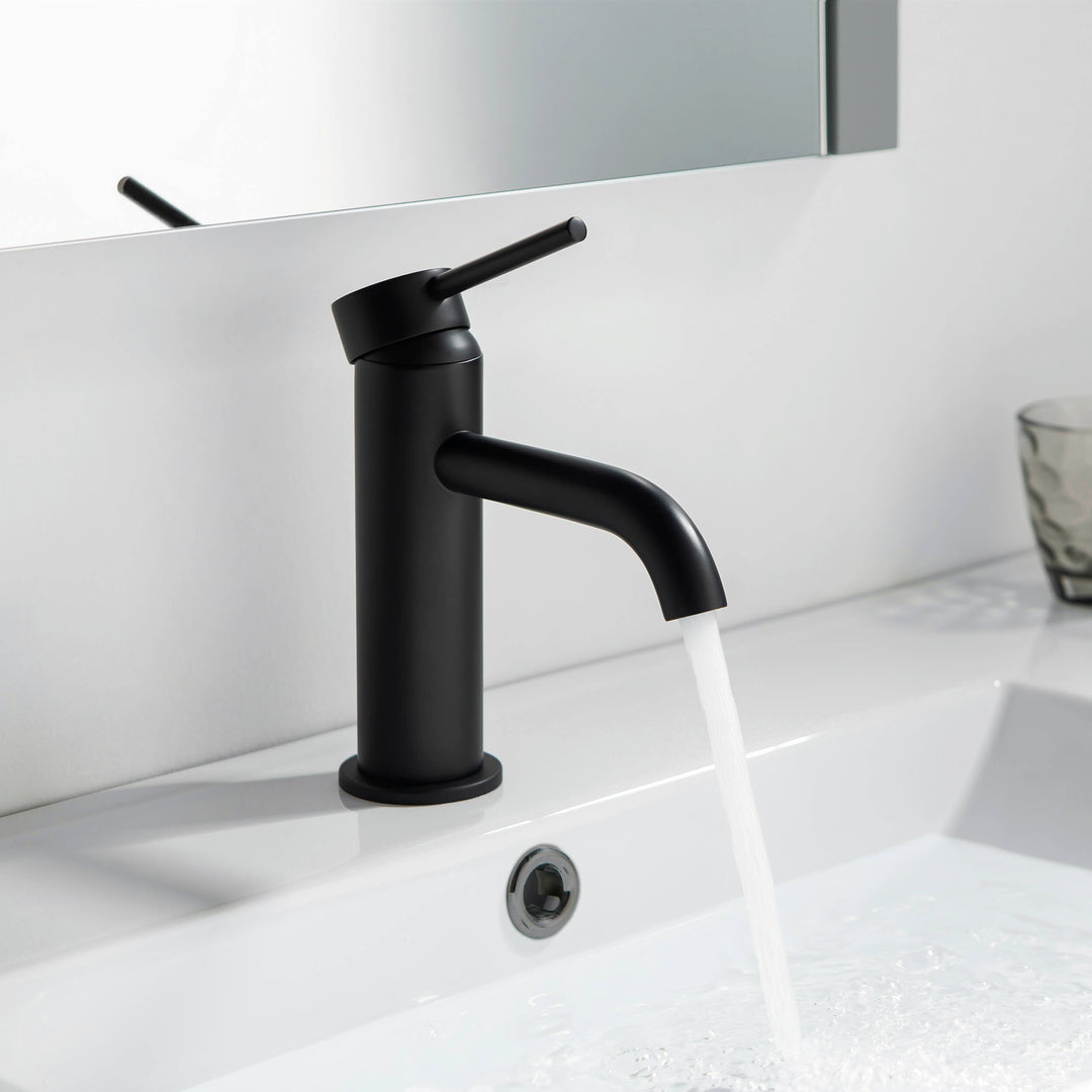 Halo Single-Handle Single-Hole Bathroom Faucet with Pop-Up Drain