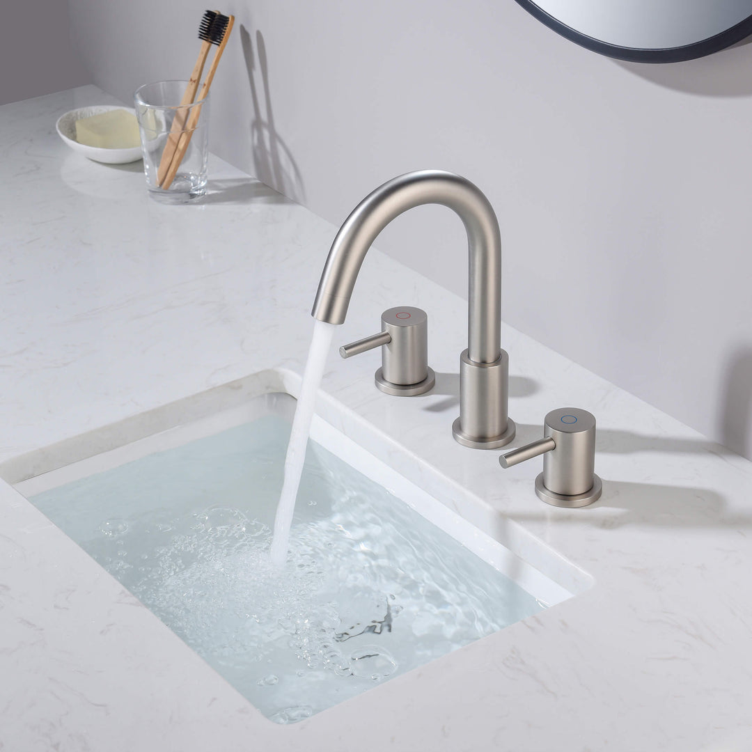 Halo 8" Widespread Bathroom Faucet