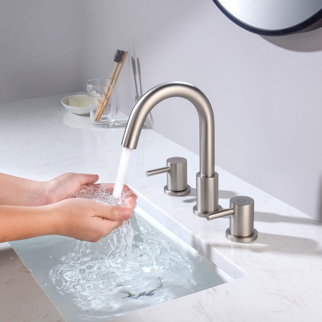 Halo 8" Widespread Bathroom Faucet