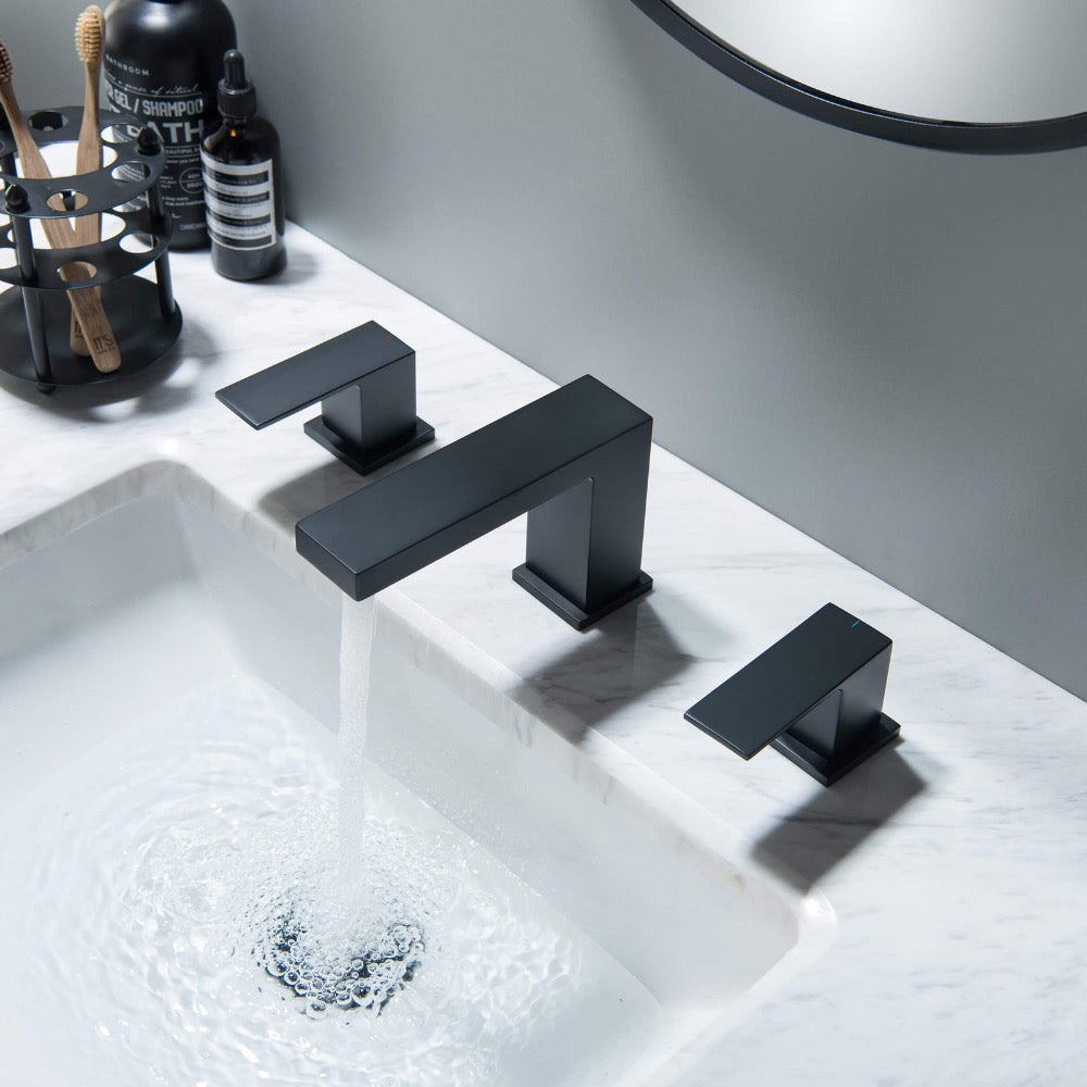 Quadra 8" Widespread Bathroom Faucet