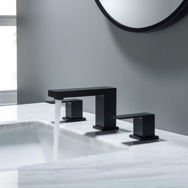 Quadra 8" Widespread Bathroom Faucet