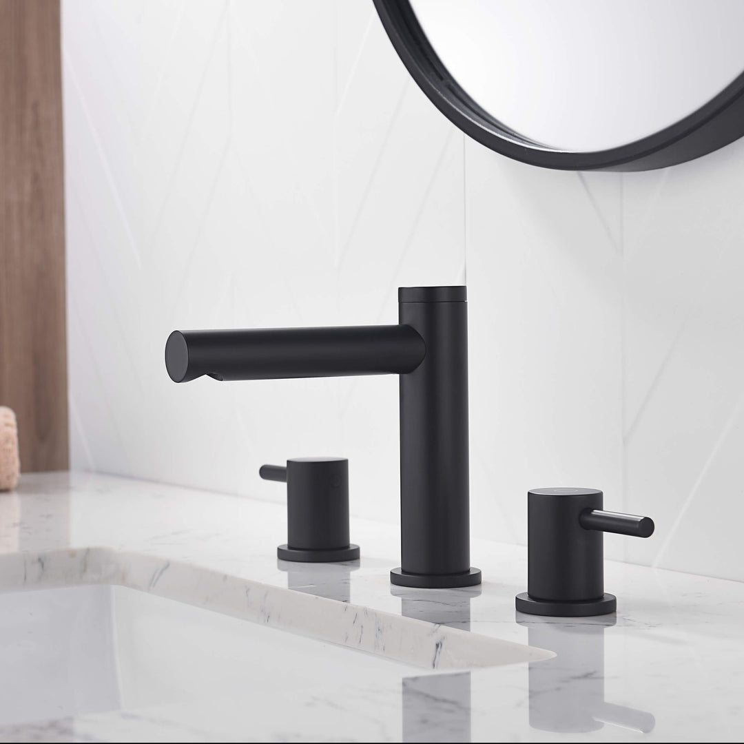 Halo Two-Handle 8" Widespread Bathroom Faucet with Drain Assembly