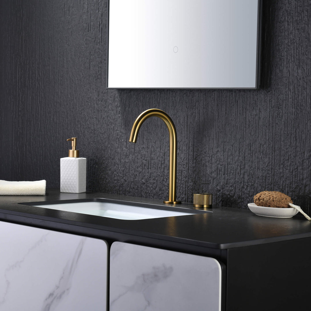 Verona Single-Handle 2-Hole Bathroom Faucet with Drain Assembly
