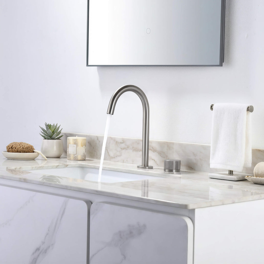 Verona Single-Handle 2-Hole Bathroom Faucet with Drain Assembly