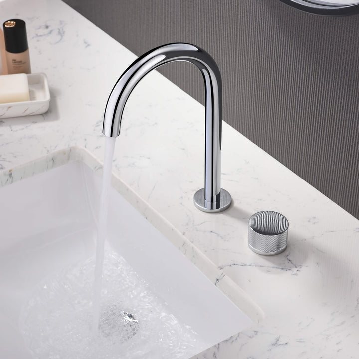Verona Single-Handle 2-Hole Bathroom Faucet with Drain Assembly