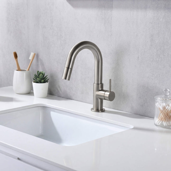 Halo Single-Handle Single-Hole High-Arc Pull-Down Sprayer Bathroom Faucet