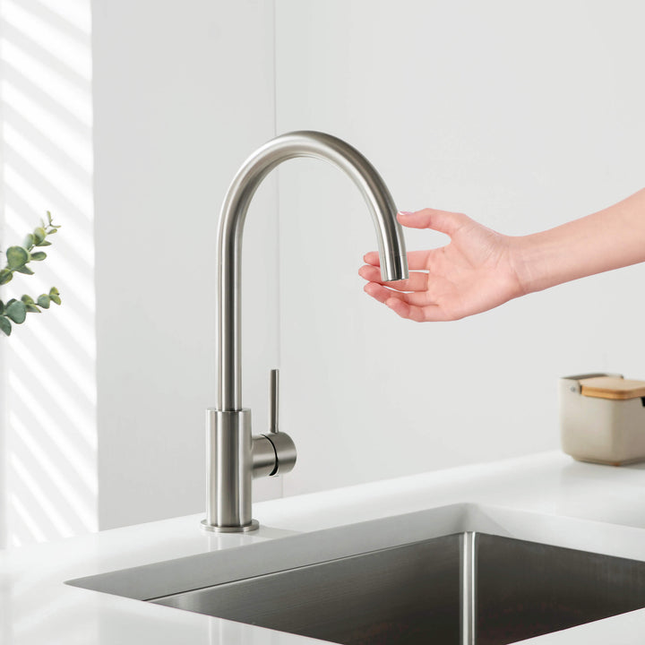 Halo Single-Handle Bar Sink Faucet