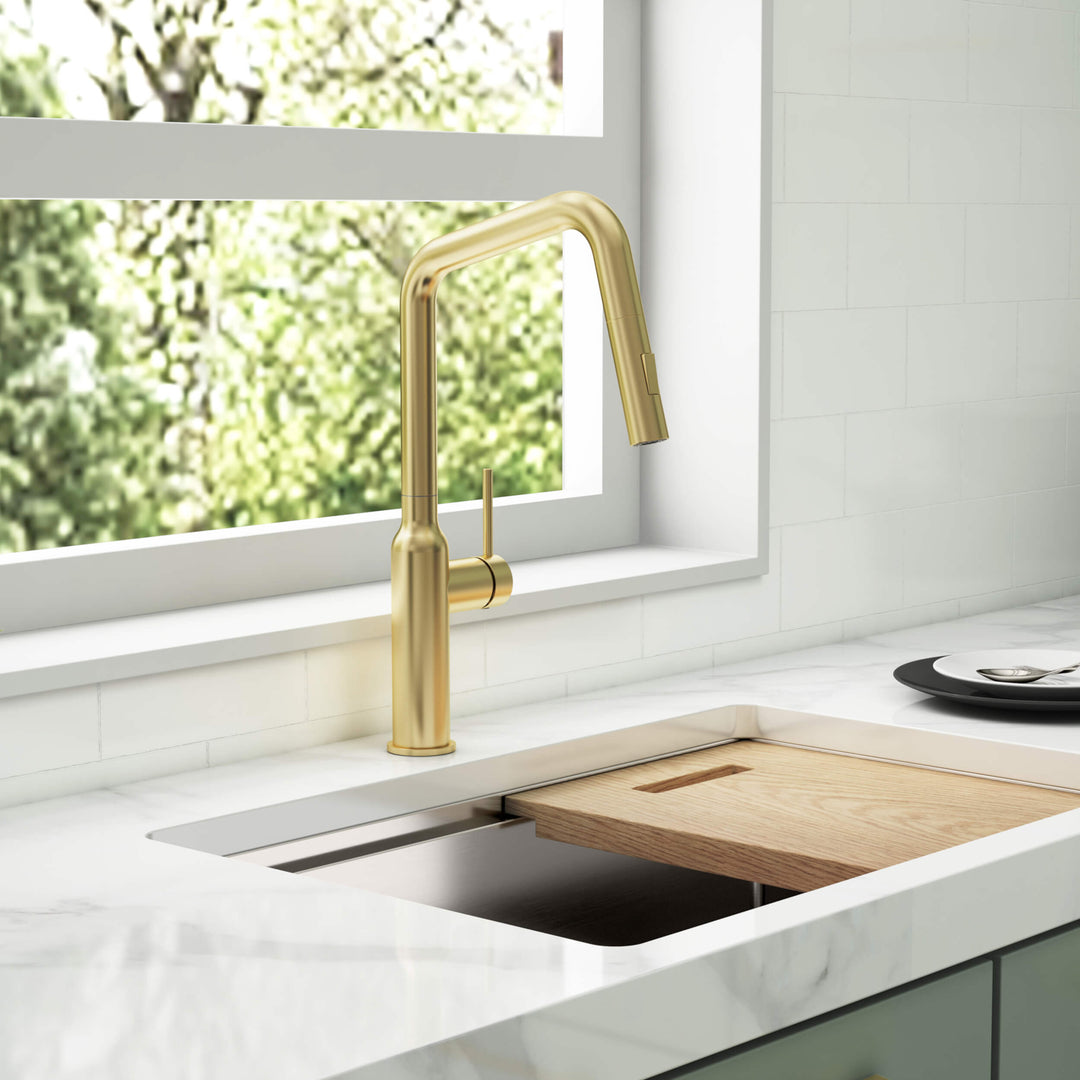 Tampa Single-Handle Pull-Down Kitchen Faucet