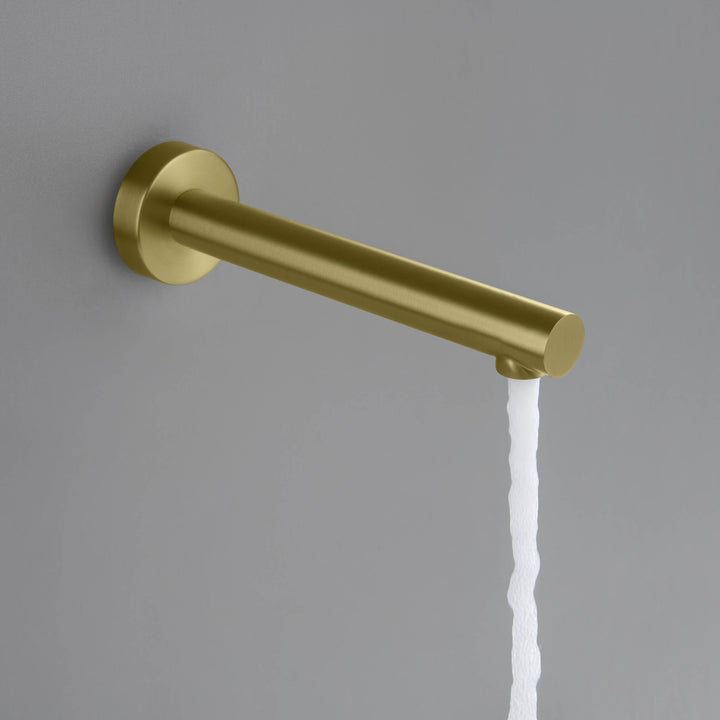 Halo Pressure-Balanced Wall-Mount Shower System