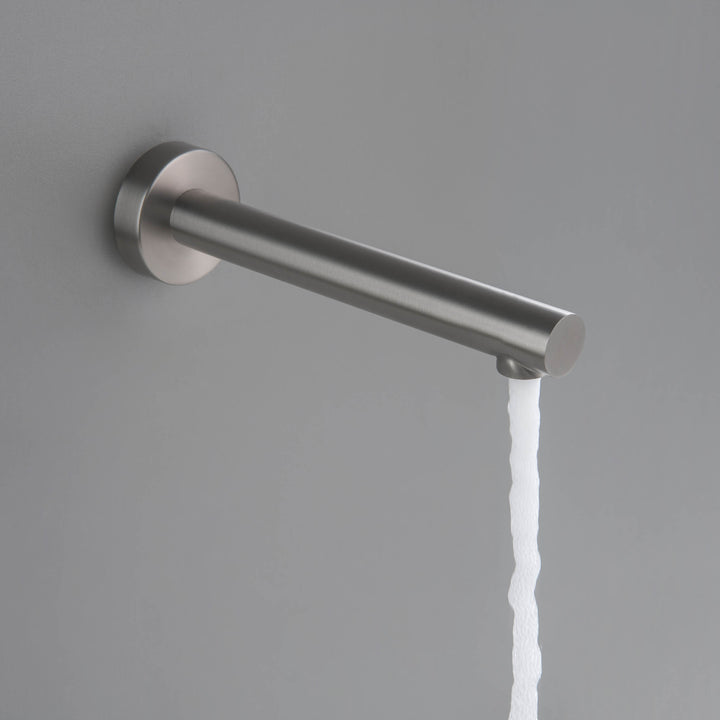 Halo Pressure-Balanced Wall-Mount Shower System