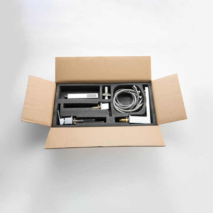 Quadra Deck-Mounted Roman Tub Faucet with Hand Shower