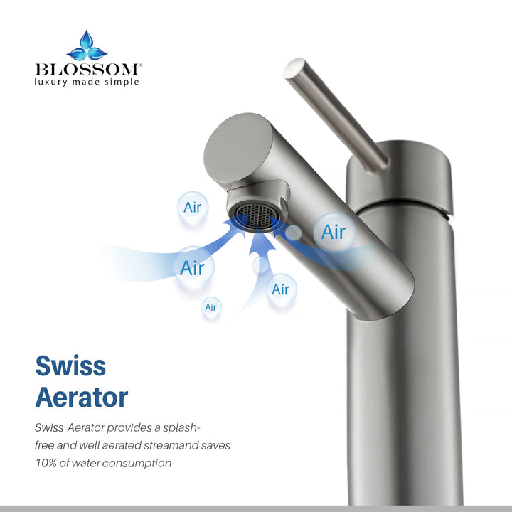 Single-Handle Single-Hole Bathroom Faucet in 116