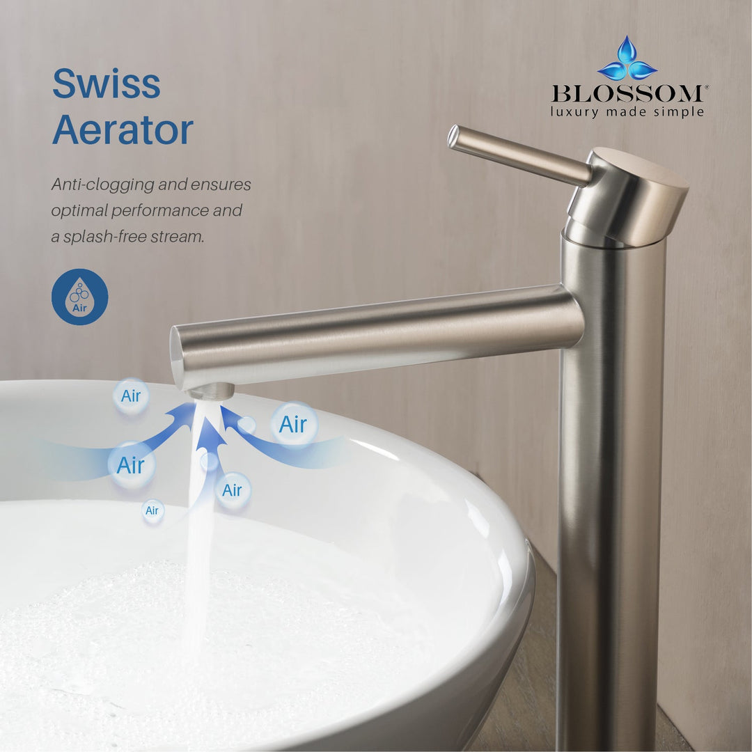 Single-Handle Single-Hole Bathroom Faucet in 117