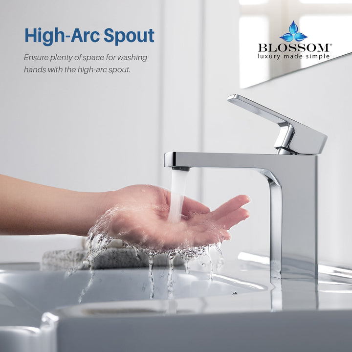 Single-Handle Single-Hole Bathroom Faucet in 118