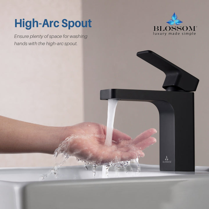 Single-Handle Single-Hole Bathroom Faucet in 118