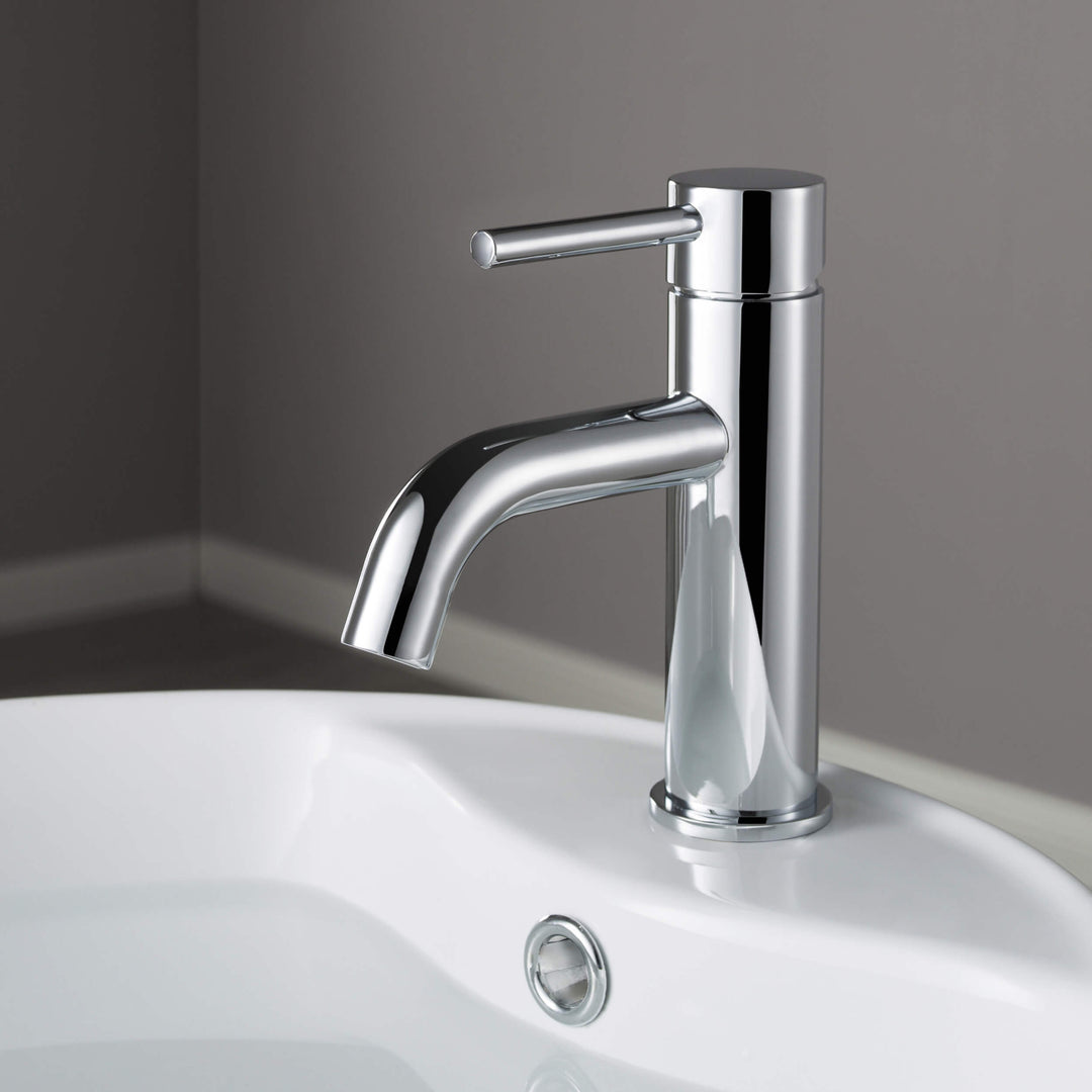 Value Collection Single-Handle Single-Hole Bathroom Faucet with Pop-Up Drain in F201