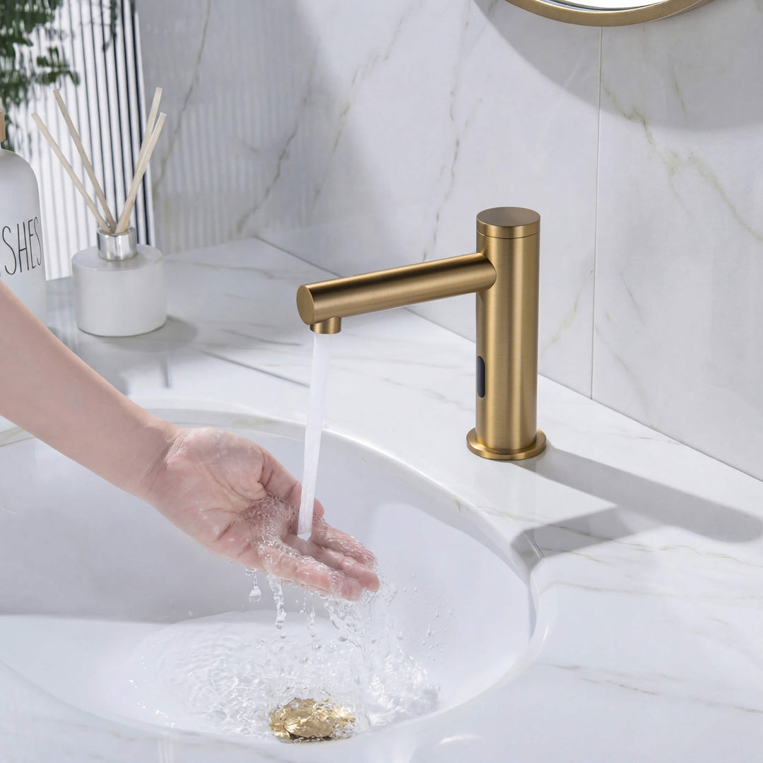 Halo Touchless Bathroom Faucet with Pop-Up Drain