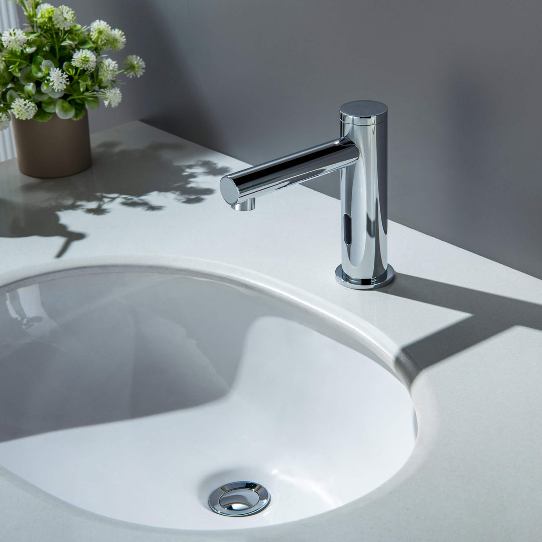 Halo Touchless Bathroom Faucet with Pop-Up Drain