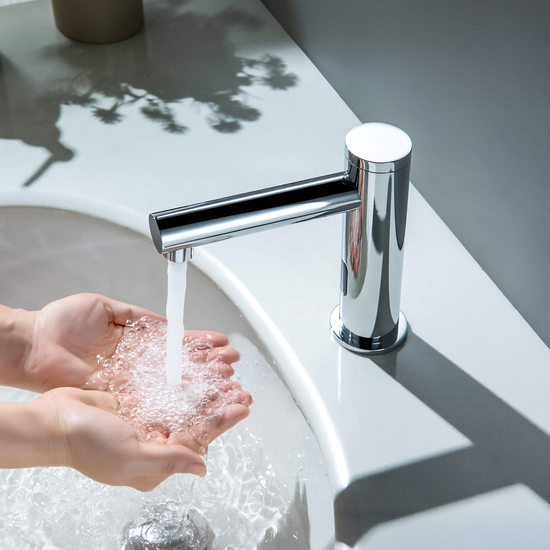 Halo Touchless Bathroom Faucet with Pop-Up Drain