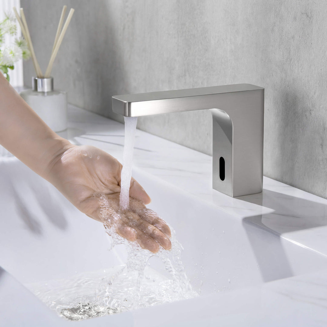 Fusion Touchless Bathroom Faucet with Pop-Up Drain