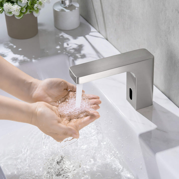 Fusion Touchless Bathroom Faucet with Pop-Up Drain