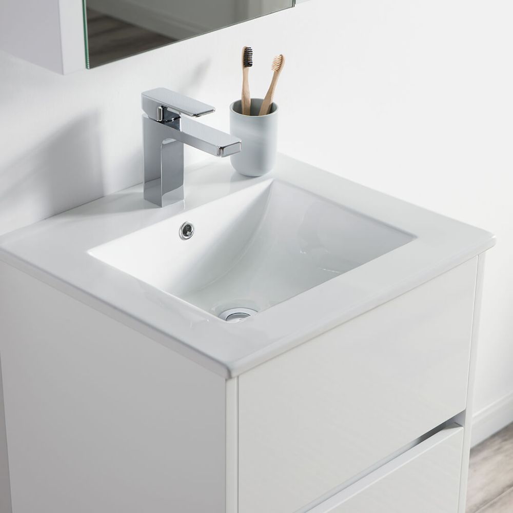 Valencia Modern 20" Bathroom Vanity Set with Medicine Cabinet Glossy White