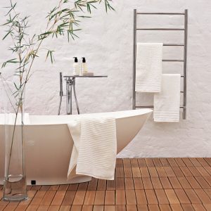 The Benefits of a Towel Warmer in Your Bathroom
